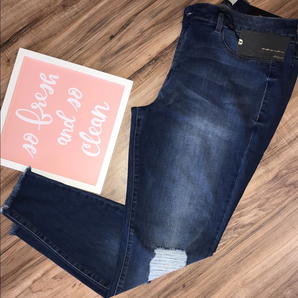 Women’s skinny jeans